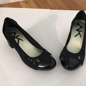 NWOT Anne Klein sport shoes